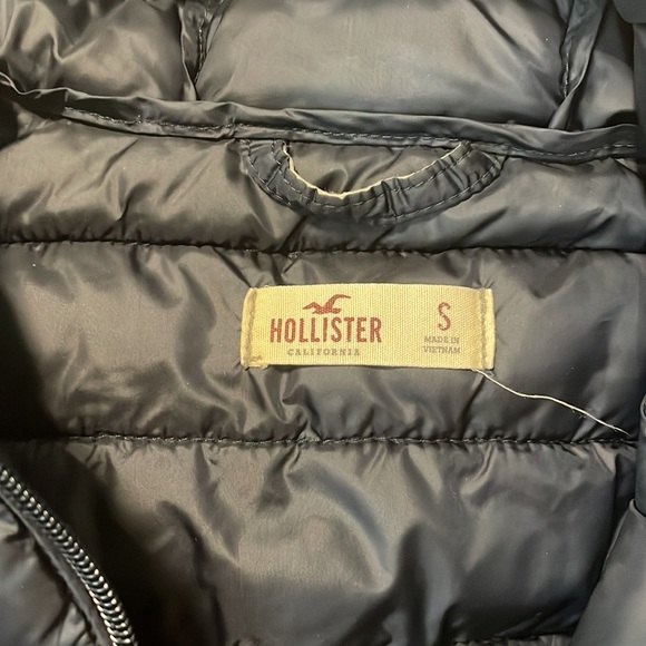 Size small vest - Picture 2 of 2